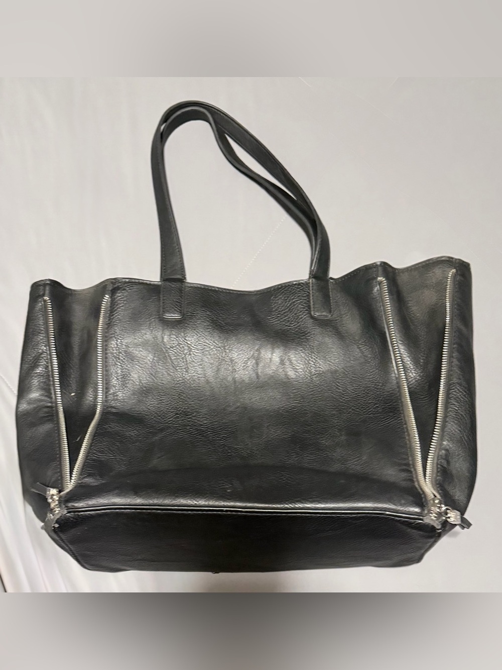 Black Faux Leather Tote Bag with Silver Hardware - Picture 3 of 15